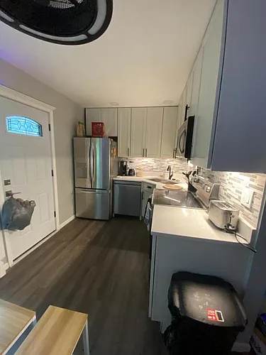 3130 James St #3 Photo 1