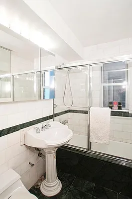 Sold by Keller Williams NYC | media 11