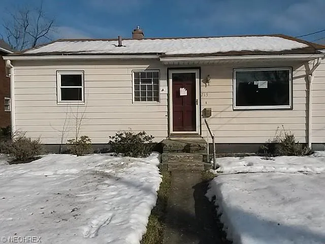 715 Belvedere Ave SE photo 1