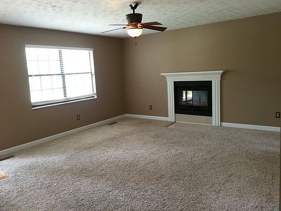 2nd image of 1509 Woodpointe Dr