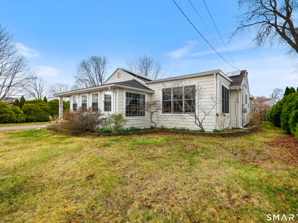 24 Seabreeze Road, Old Saybrook, CT 06475