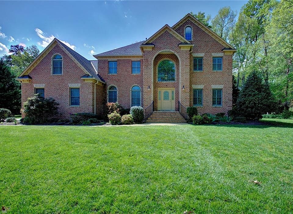 1st image of 14 Merritt Dr