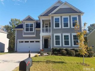 28 Woods Manor Ln, Clayton, NC 27527