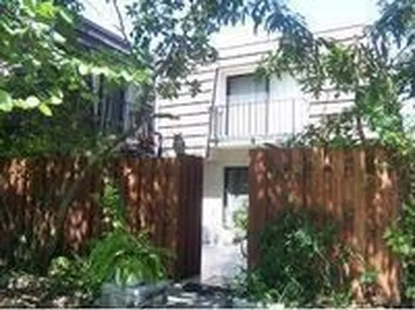 1111 Vista Oaks Cir NE, Palm Bay, FL 32905