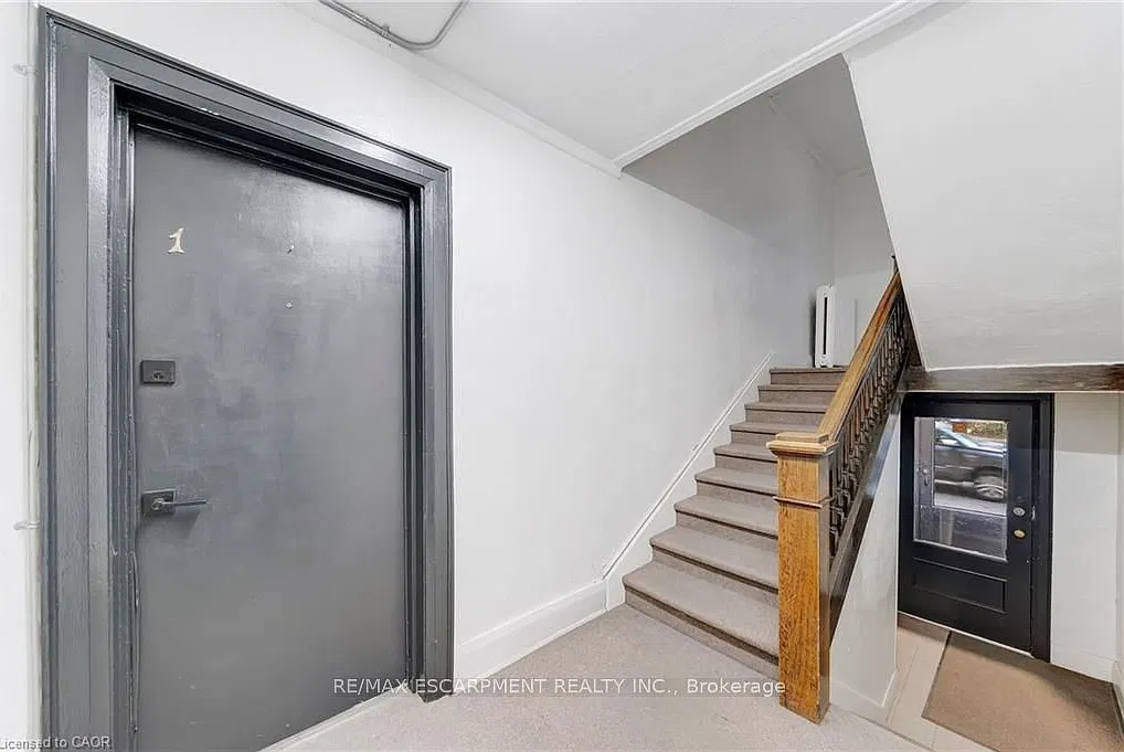 2 bed, $2,195 — Photo 4