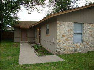 403 Wyeth St APT B, Taylor, TX 76574