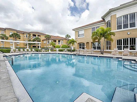 3rd image of 1590 Fairways Cir #306