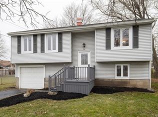 56 Benz Dr, Depew, NY 14043