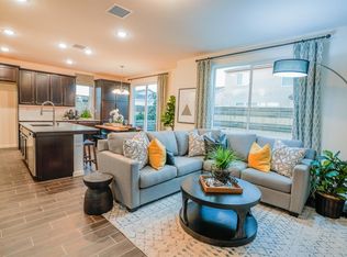 6453 E Moscato Dr, Fresno, CA 93727