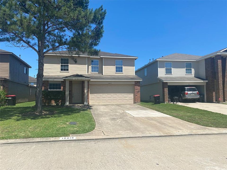 1st image of 19018 Prairie Bluff Dr