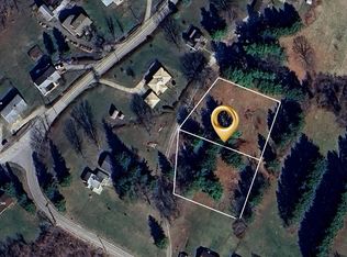 111 Hollyhock Lane, Wheeling, WV 26003