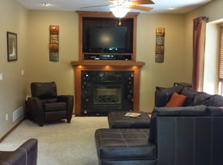 1011 NW Rockcrest Rd, Ankeny, IA 50023