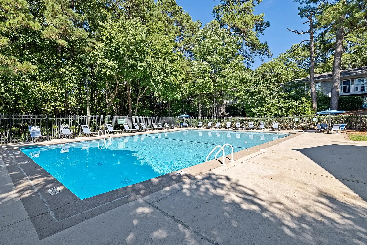 Cary Pines Apartments — Photo 1