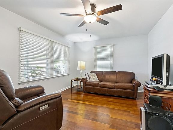5th image of 1308 Riviere Ave