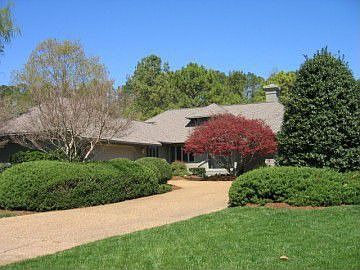 2nd image of 200 Ellinson Ct