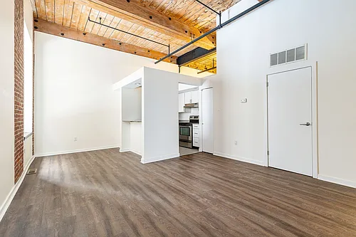 Floor plan 204