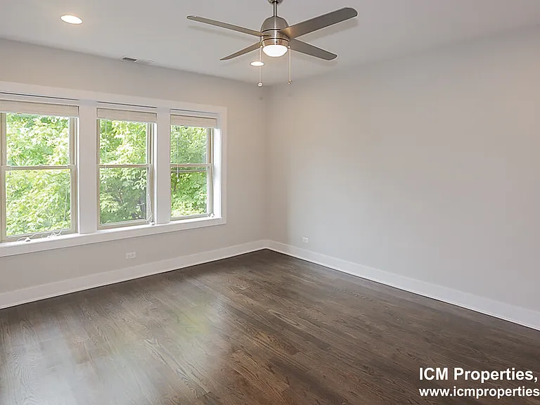 3907 N Janssen Ave #2 — Photo 5