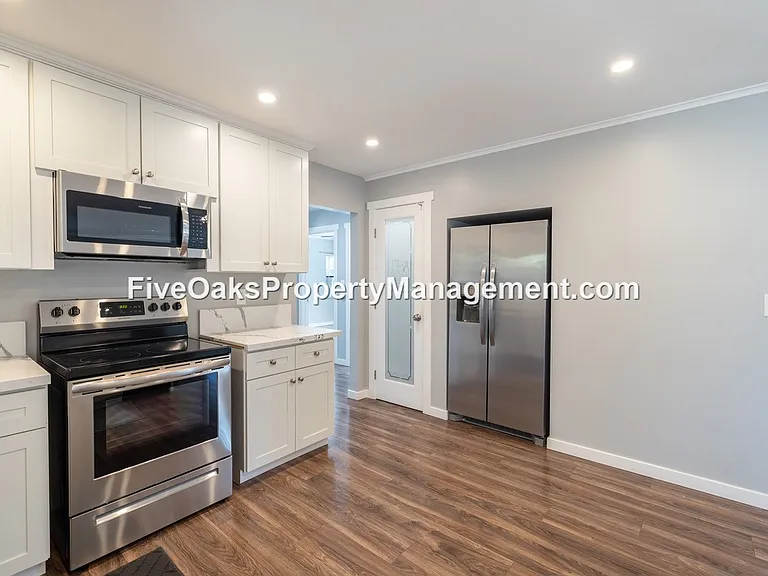 252 Folsom Rd #A — Photo 12