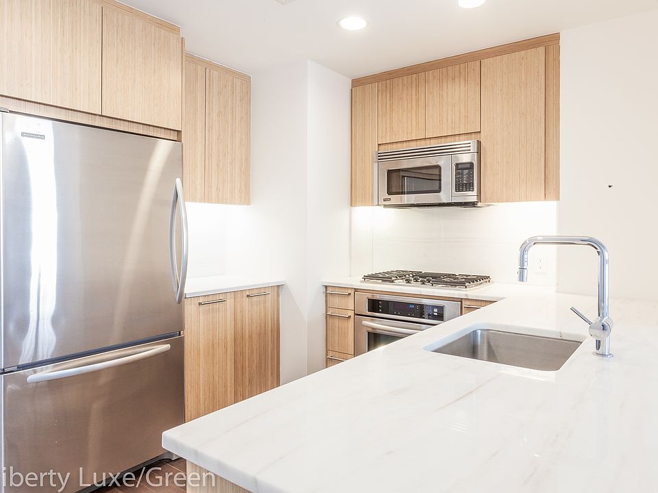 1st image of 200 N End Ave APT 3h
