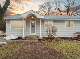 1557 Naylor St, West Bloomfield, MI 48324