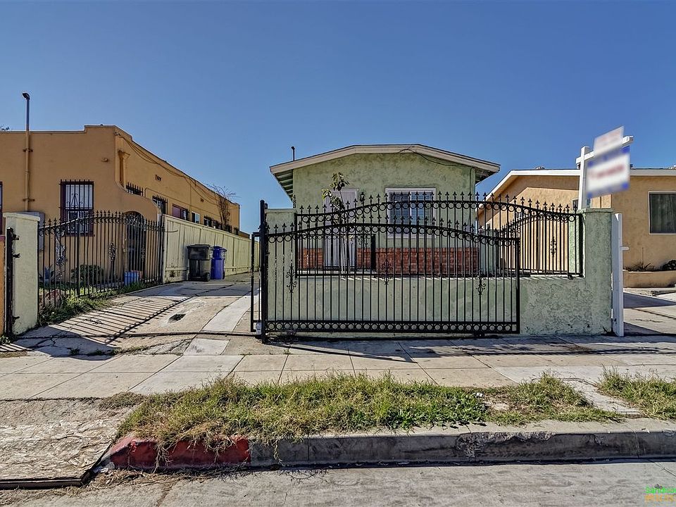 1st image of 4839 Auburn Dr