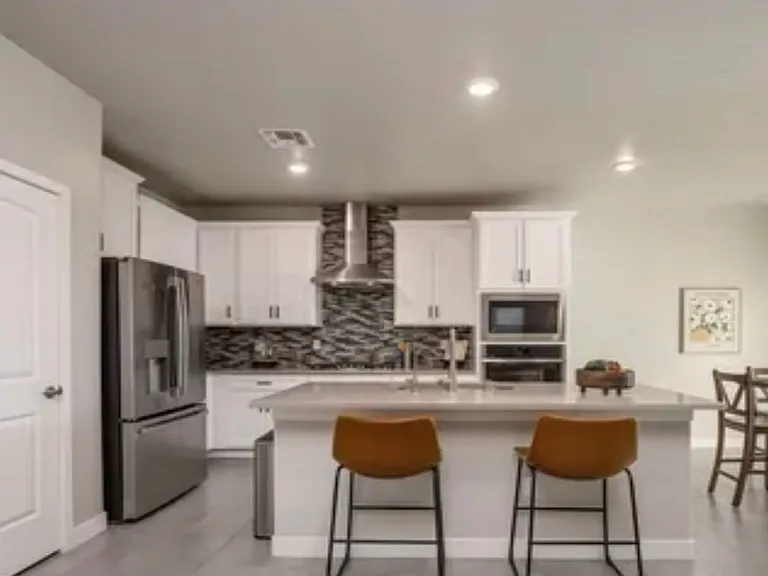 2625 Goldfinch Pl — Photo 3