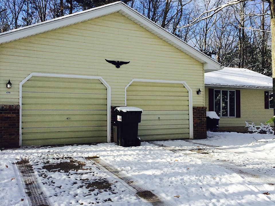 1st image of 4295 Eaglecrest Dr