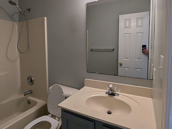 5th image of 8031 Resin Rd