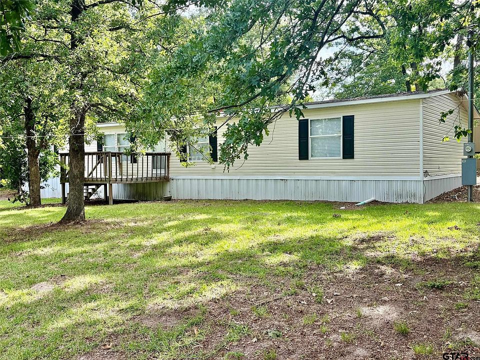 1st image of 437 Maple Dr