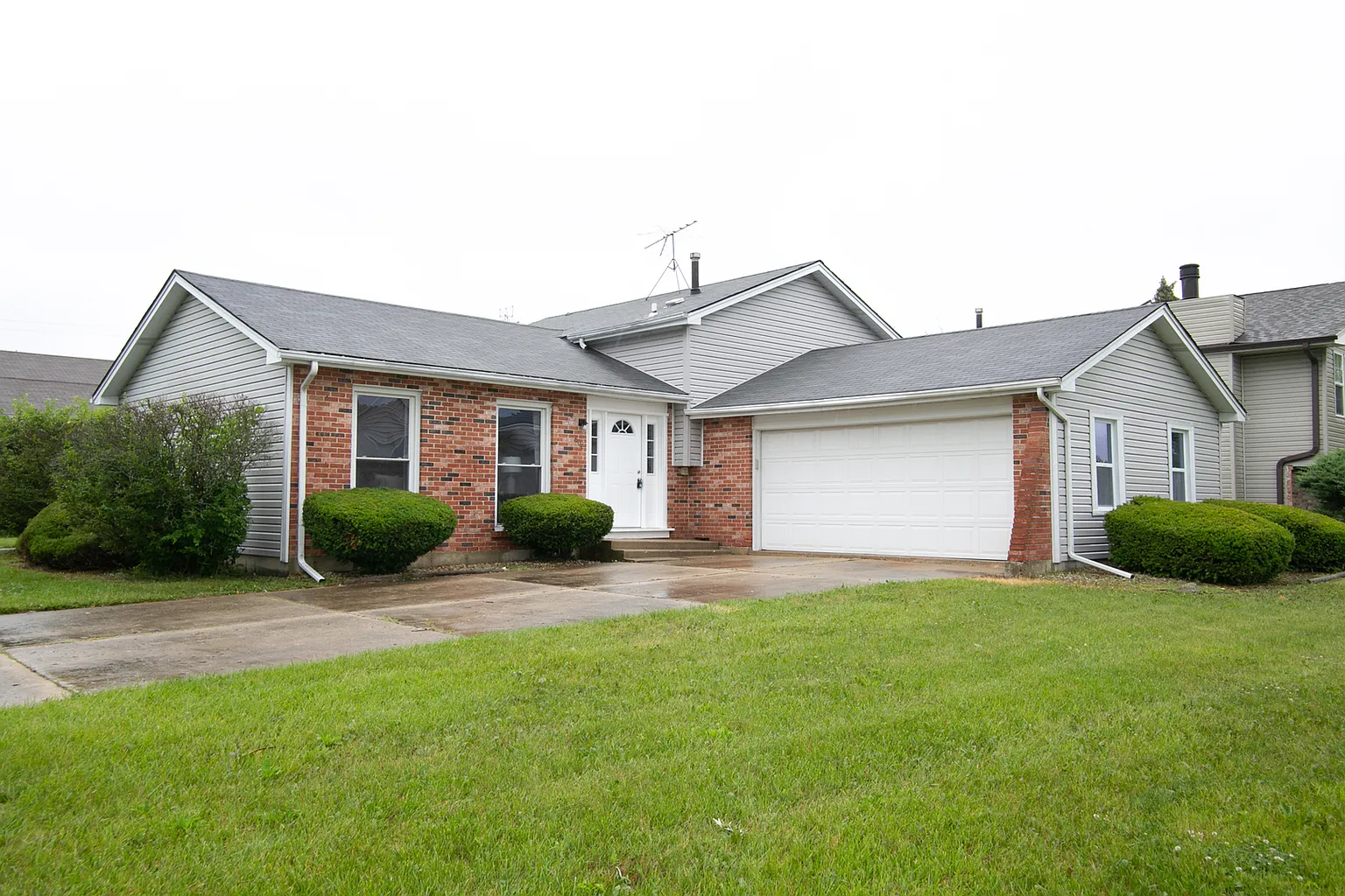 604 Old Forge Ct photo 1