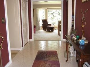 13809 Rocky Rdg, Hartland, MI 48353