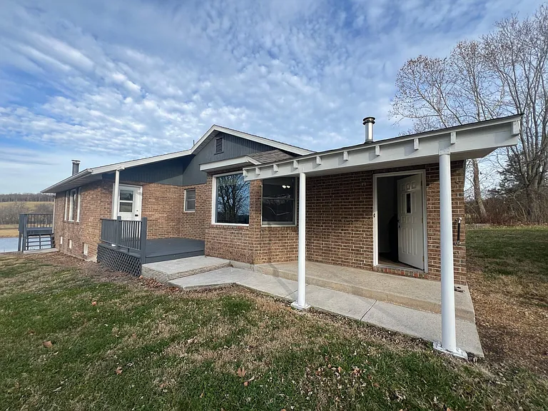 1085 W State Highway Cc — Photo 2
