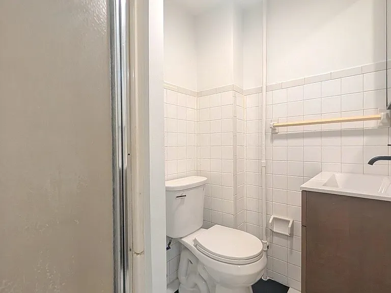 102 Reservoir Ave #2L — Photo 7
