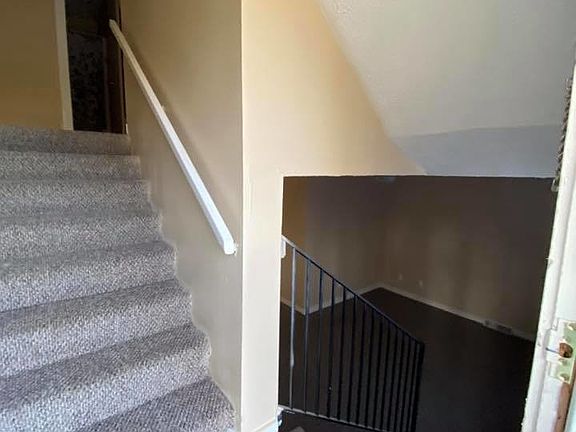 2nd image of 91 Meadow Green Dr #9