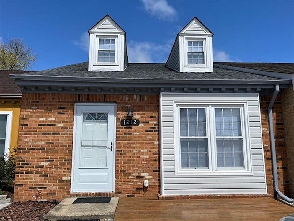 1st image of 1212 Haig Cir