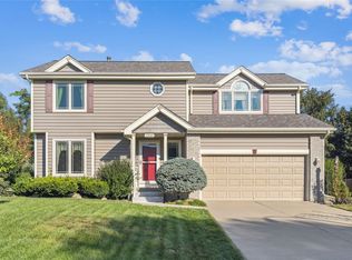 1340 Alderwood Dr, Altoona, IA 50009