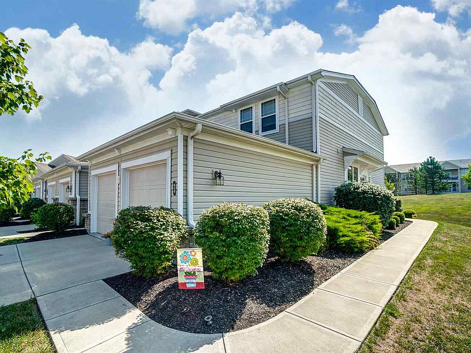 1st image of 826 Foinavon Ln