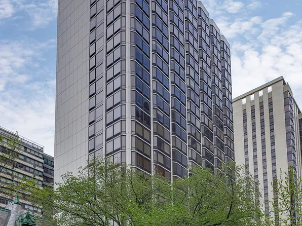 50 E Bellevue Pl APT 1504, Chicago, IL 60611