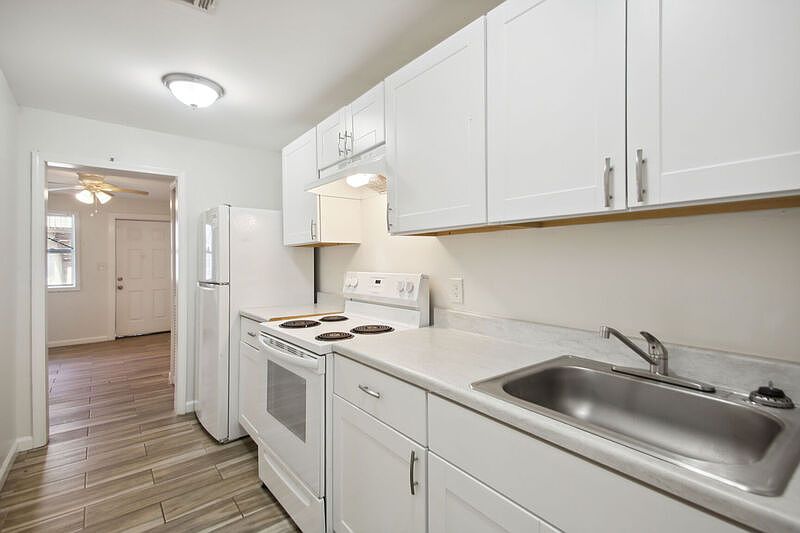 1st image of 615 Oliver St NW APT 5