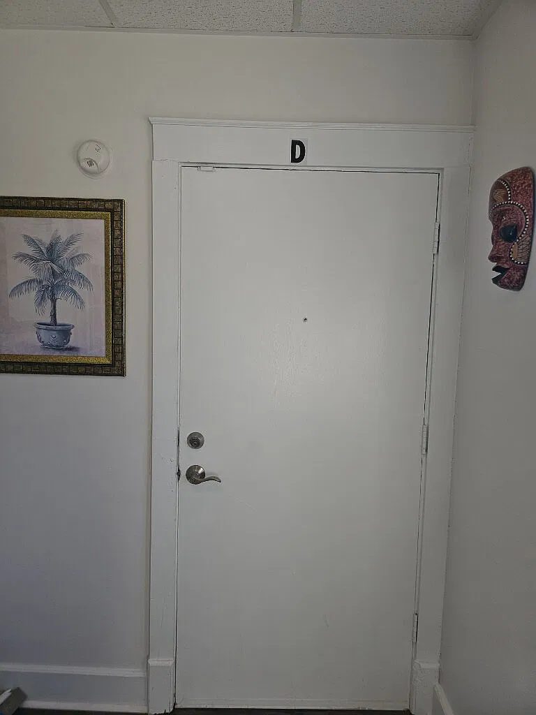 1 bed, 1.0 bath, $1,350 — Photo 3