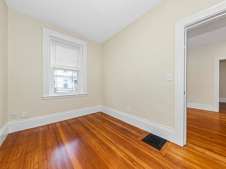 44 Brackett St #2D — Photo 25