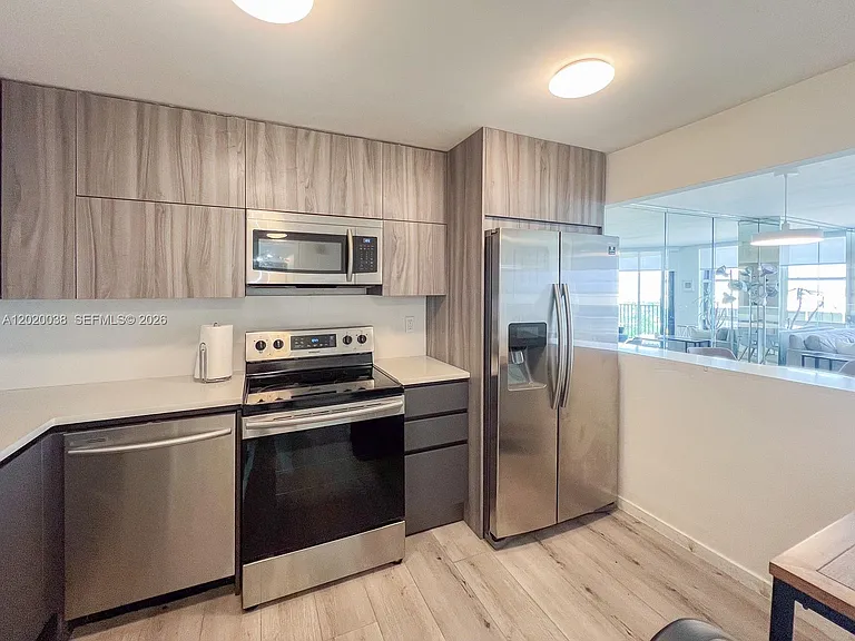 1901 Brickell Ave #B2004 — Photo 7