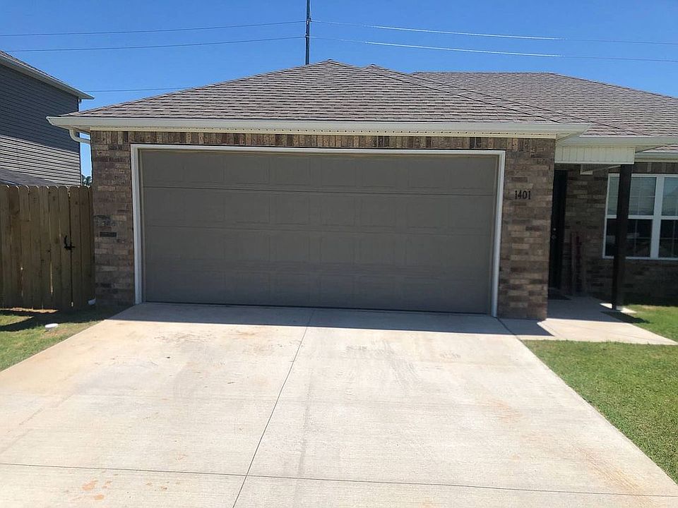 1st image of 1401 Scotland Dr
