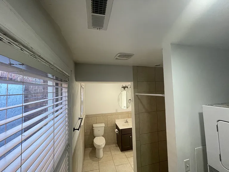 2108 Venable St #D — Photo 7