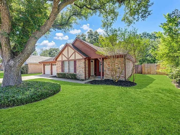 22323 Indian Ridge Dr — Photo 15