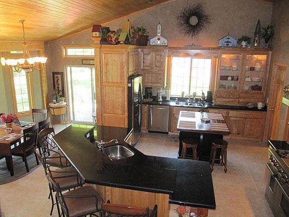 3rd image of 7137 NW Island Lake Rd