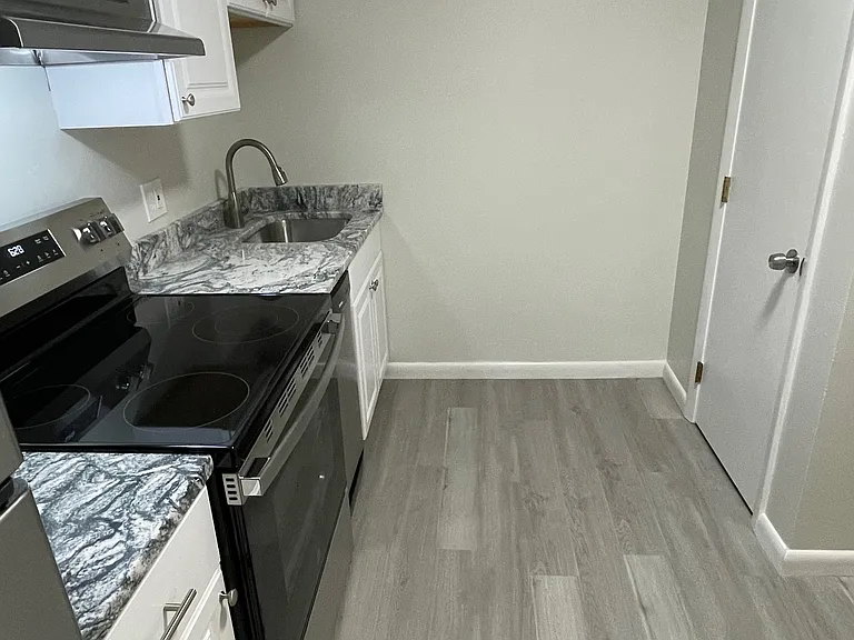 252 Spring St #23 — Photo 2