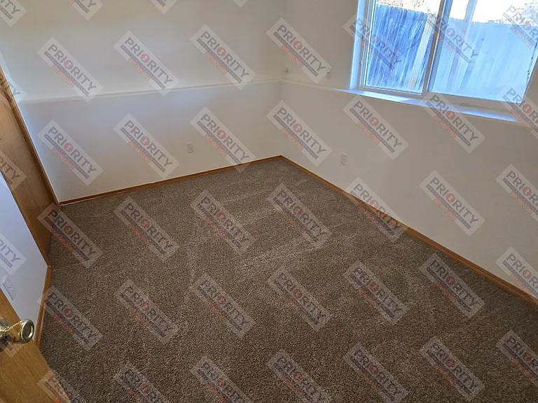 831 Sutherland Cove Ln — Photo 13