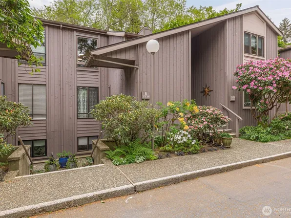 1542 NE 140th Street #E6, Seattle, WA 98125