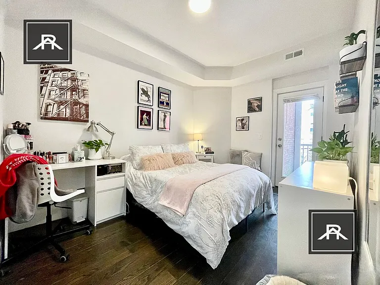 1 Strathmore Rd #3 — Photo 3
